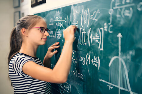 Lise Öğrencilerinde Başarılarını Olumsuz Yönde Etkileyen Faktörler